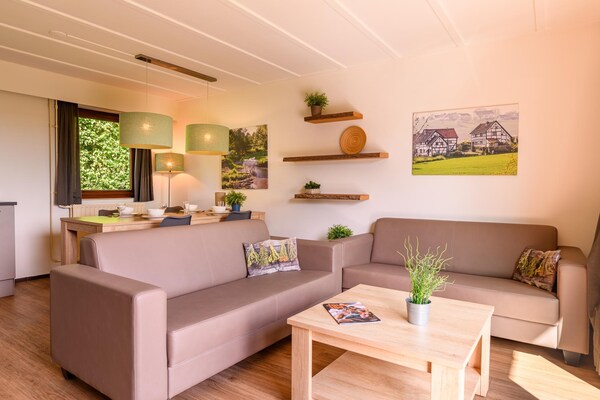 Vrijstaande bungalow 4B1 op Summio Vakantiepark Reevallis in Zuid-Limburg - thumbnail 1