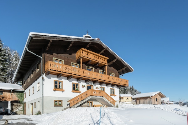 tanja sleeps 8