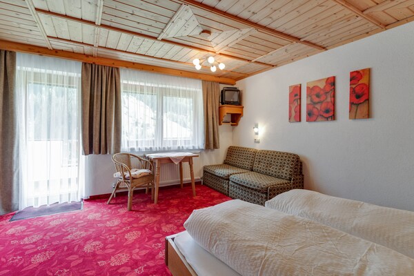 Ruim appartement voor 7 personen met sauna nabij Ischgl - thumbnail 2