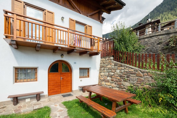 Rustiek appartement voor 6 in Celledizzo di Pejo met wellness - thumbnail 1