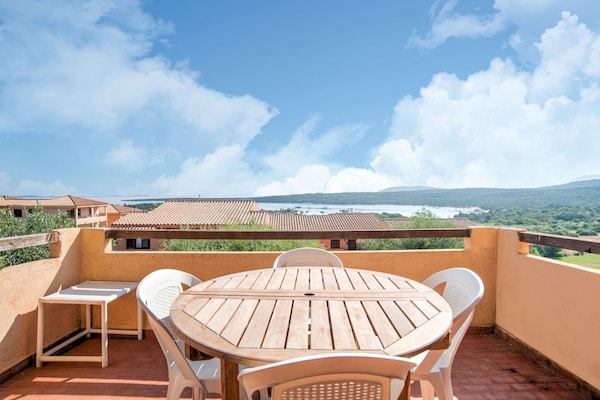 Ruim appartement voor 6 personen in Marinella, op 300m van zee - thumbnail 5