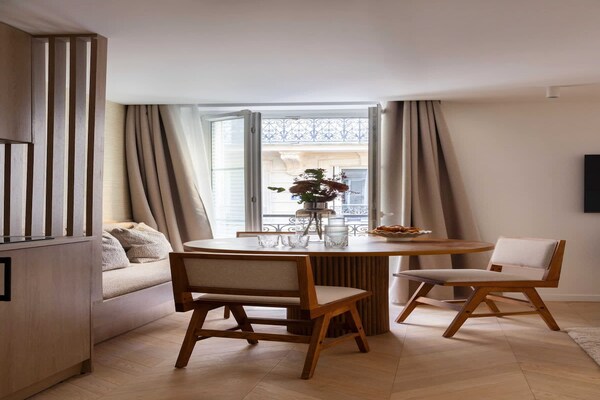 Licht appartement met airco in hartje Parijs, vlakbij Le Marais - thumbnail 3