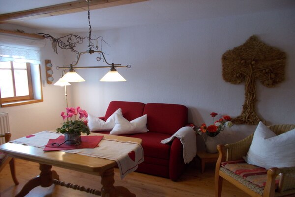 Knus vakantieappartement in Waltersdorf met tuin en boerderijproducten - thumbnail 2
