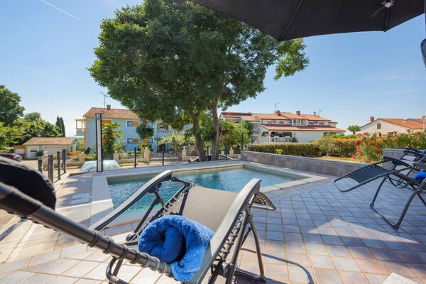 Luxe vakantiehuis met privézwembad op 5 km van Poreč - thumbnail 3
