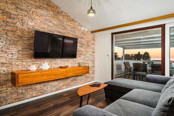Sunset Suite Premium: Luxe appartement met zeezicht in Poreč - thumbnail 4