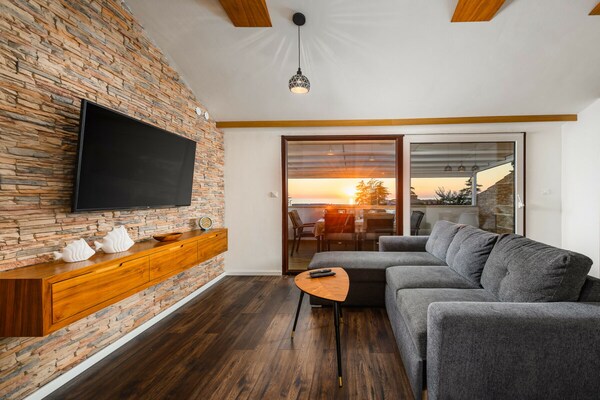 Sunset Suite Premium: Luxe appartement met zeezicht in Poreč - thumbnail 6