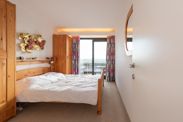Ruim zeezichtappartement voor 8 personen op de Zeedijk van Middelkerke - thumbnail 3