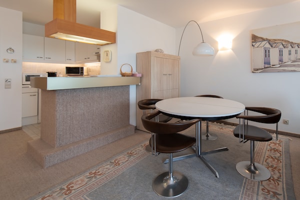 Ruim zeezichtappartement voor 8 personen op de Zeedijk van Middelkerke - thumbnail 2