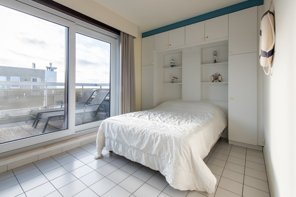 6-persoons appartement met zeezicht in Middelkerke · 70 m² - thumbnail 2
