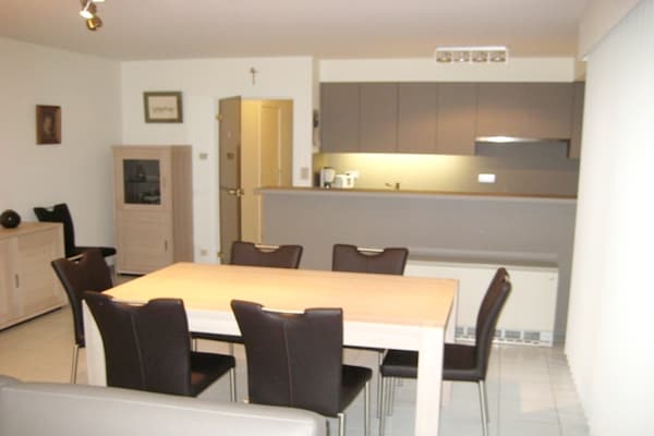 Zonnig 6-persoons appartement met terras in Middelkerke - thumbnail 2
