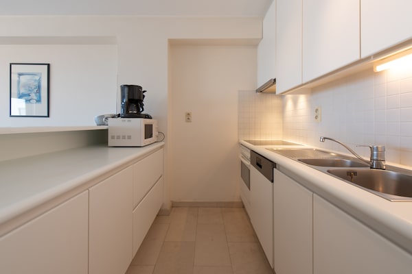 6-pers. appartement met zeezicht op de dijk van Middelkerke - thumbnail 4