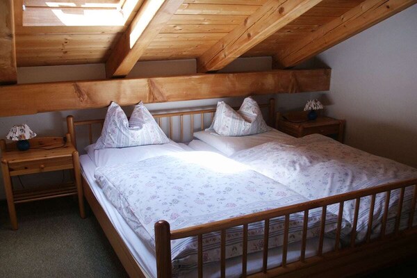 Ruim vakantiehuis met balkon en bergzicht in Mittenwald, vlakbij skilift - thumbnail 6