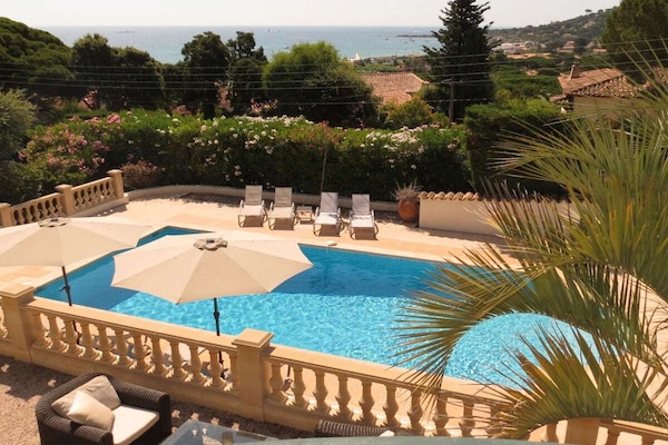 Zonovergoten villa met privézwembad en zeezicht in Sainte-Maxime - thumbnail 1