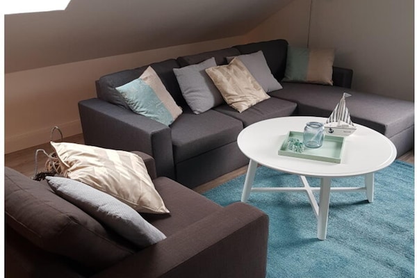 Licht zolderappartement in Varel, vlakbij centrum - thumbnail 1