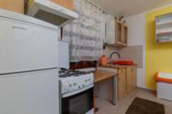 Rustiek appartement voor 5 aan de kust van Stanici, 200m van zee - thumbnail 4