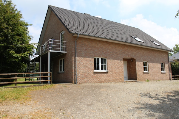 26-persoons vakantiehuis met bubbelbad en sauna in Waimes - Robertville - thumbnail 2