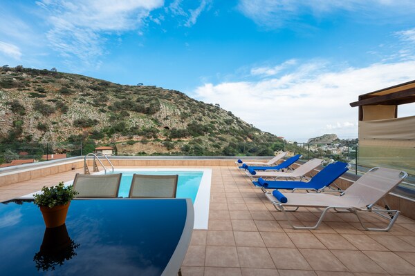 Villa Nikos: Ruim vakantiehuis met privézwembad op 900m van het strand - thumbnail 6