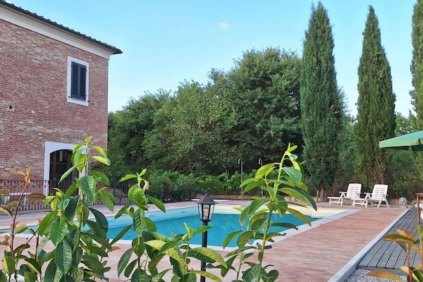 Op 1,0 km van het centrum: Sfeervol vakantiehuis in Abbadia di Montepulciano - thumbnail 5