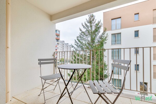 Modern appartement met balkon en parkeerplaats nabij Parijs en Disneyland - thumbnail 2
