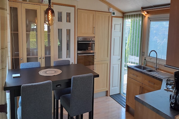 Knus vakantiechalet in Tzummarum – dichtbij Waddenzee en Harlingen - thumbnail 4