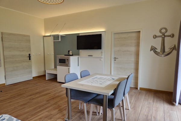 Op 600 m van het centrum: Modern appartement in Hohenkirchen - thumbnail 4