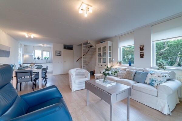 Vrijstaand vakantiehuis met sauna op 300m van zee in Wemeldinge - thumbnail 2