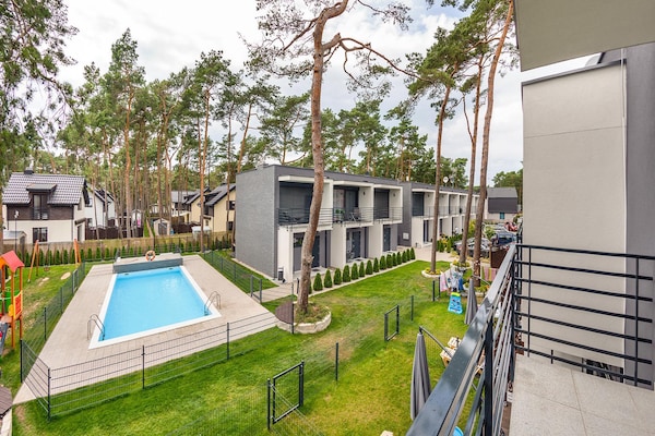 Modern vakantiehuis voor 6 in het bos, 200m van strand Pobierowo - thumbnail 2