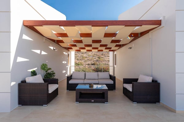 Luxe villa in Heraklion voor 12 personen met zwembad en zeezicht - thumbnail 5