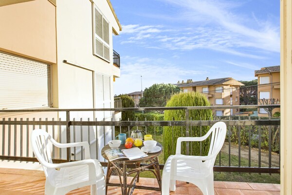 Appartement Costa Brava N-2: comfortabel verblijf aan de Costa Brava met tuin en zwembad - thumbnail 5