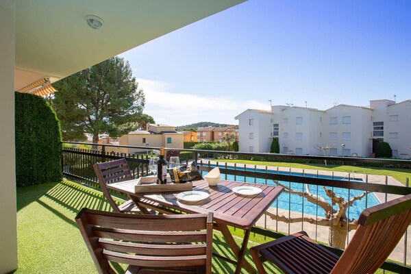 Rustiek appartement aan de Costa Brava met tuin, vlakbij zee en strand - thumbnail 4