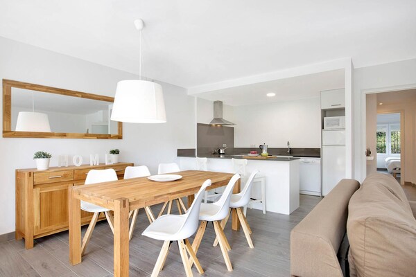 Comfortabel appartement met tuin en zwembad op 500m van het strand - thumbnail 3