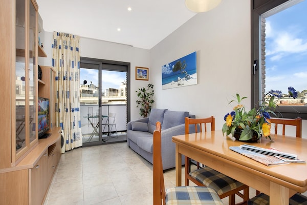 Centraal gelegen appartement in Lloret de Mar nabij het strand - thumbnail 5