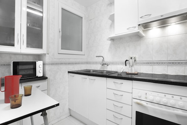 Centraal gelegen appartement in Llafranc aan het strand - thumbnail 2