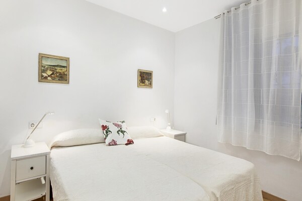 Moderne strandappartement met zeezicht in Llafranc - thumbnail 4