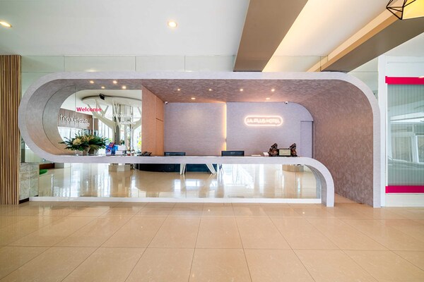 Familiecomfort in centraal Pattaya | Deluxe Triple Room - thumbnail 2