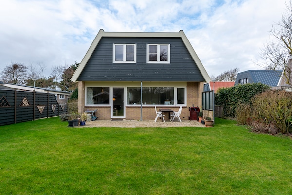 Vrijstaand vakantiehuis met tuin, 10 min van strand Callantsoog - thumbnail 1