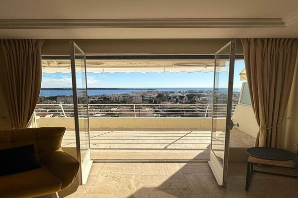 Stijlvol appartement met zeezicht in Cannes, 106m², 5e verdieping met lift - thumbnail 5