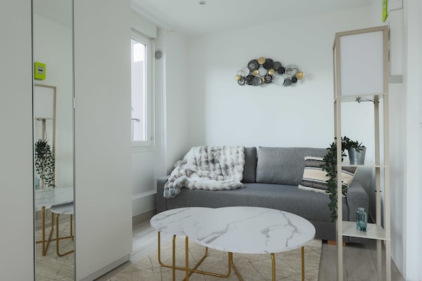 Compact & modern studio-appartement in Boulogne-Billancourt, vlakbij metro - thumbnail 2