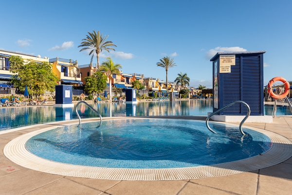 Centraal gelegen vakantiehuis in Maspalomas vlakbij het strand - thumbnail 1