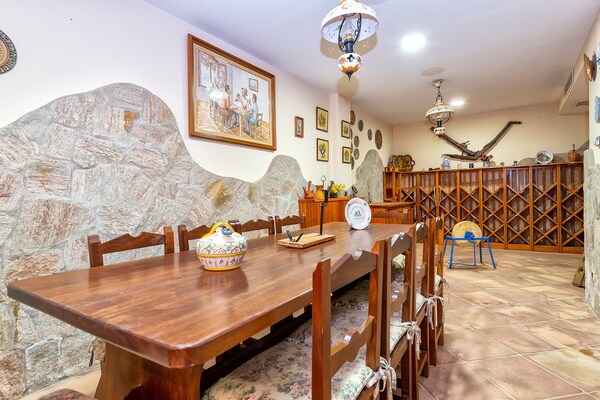 Gerenoveerd chalet met verwarmd zwembad en speelkamer in Maspalomas - thumbnail 5