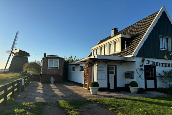Era Nova: Romantisch tiny house op 400 jaar oud molenerf bij 't Zand - thumbnail 1