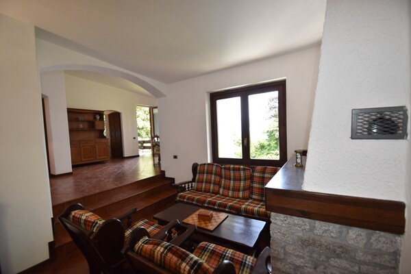 Casa Adele 6: Vakantiehuis met panoramisch uitzicht in Ghiffa - thumbnail 6