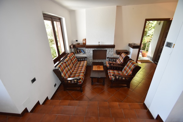 Casa Adele 6: Vakantiehuis met panoramisch uitzicht in Ghiffa - thumbnail 4