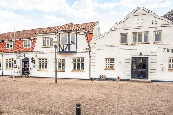 Knusse hotelkamer voor 2 aan de golfbaan in Give, Denemarken - thumbnail 1