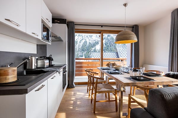 Appartement Vaujany met balkon en uitzicht op de Grandes Rousses - thumbnail 5