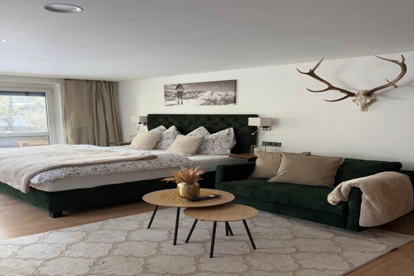 Knus appartement aan de golfbaan in Seefeld, met balkon en uitzicht - thumbnail 1