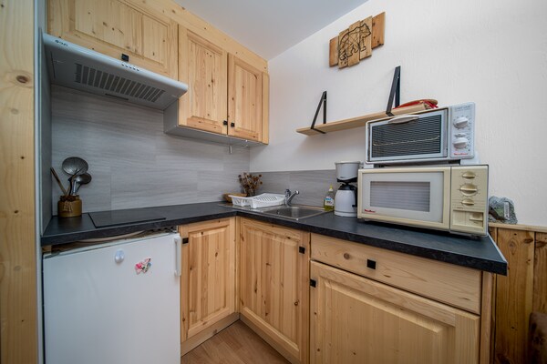 4-persoons appartement aan de piste in Allos · 27 m² - thumbnail 2