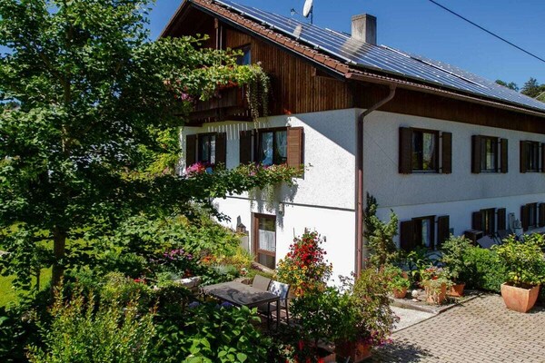 Knus vakantiehuis met balkon bij de Ammersee in Andechs-Erling - thumbnail 3