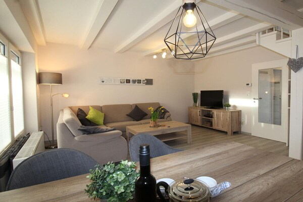 Ottos Huus: knus appartement met omheinde tuin in Greetsiel, vlakbij centrum - thumbnail 5