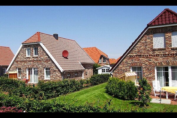 Landhuis Annika in Greetsiel: 110m², tuin, open haard & honden welkom - thumbnail 3